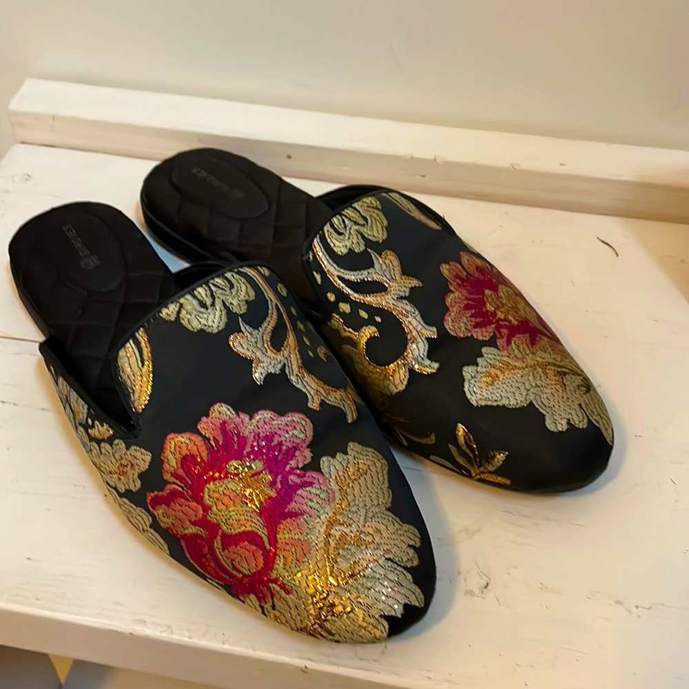 Birdies ornate black slides